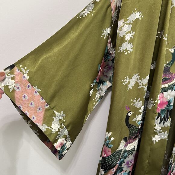 Oriental Silk Kimono Robe S/M Belted Green Peacocks Floral Romantic Satin Asian - Picture 3 of 10